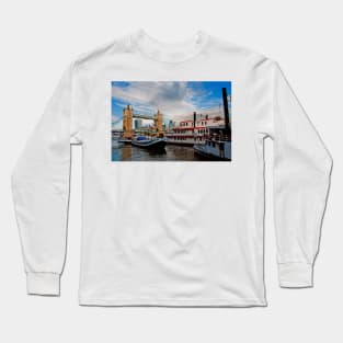Tower Bridge River Thames London Long Sleeve T-Shirt